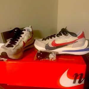 Nike Vaporwaffle/Sacai size 8 in box w/extra laces. Great condition. Barely worn